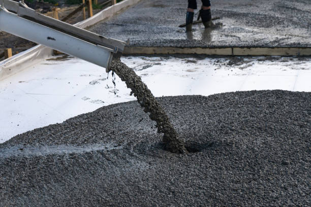 Best Concrete Flooring Contractor  in East Grand Forks, MN