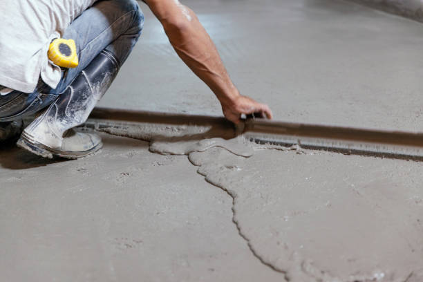 Best Concrete Driveway Installation  in East Grand Forks, MN